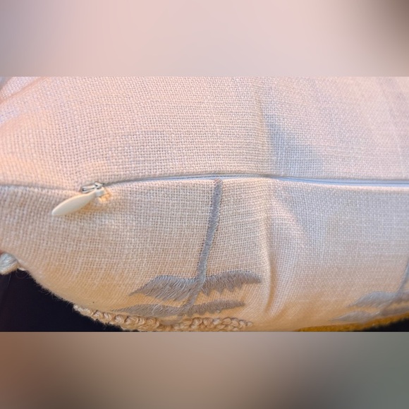 Anthropologie 18x18 lovebird pillow - Picture 5 of 6